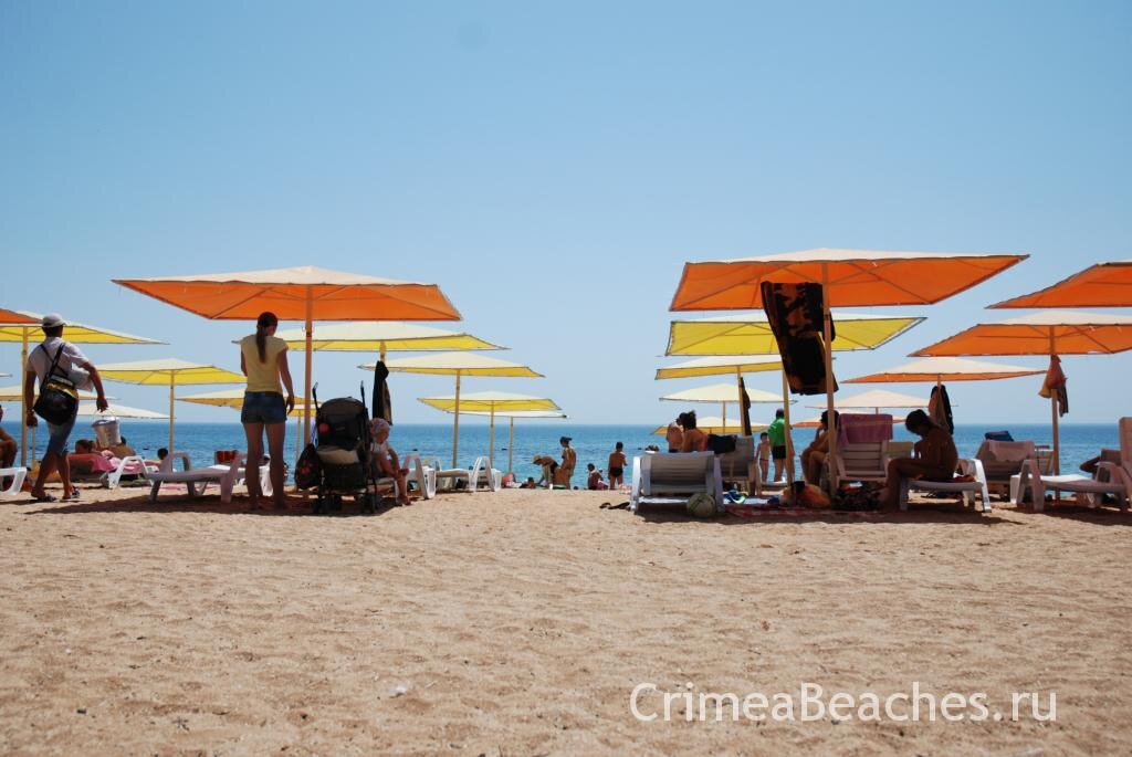 А это как раз тот самый пляж.  Если интересны другие - нужно на www.crimeabeaches.ru