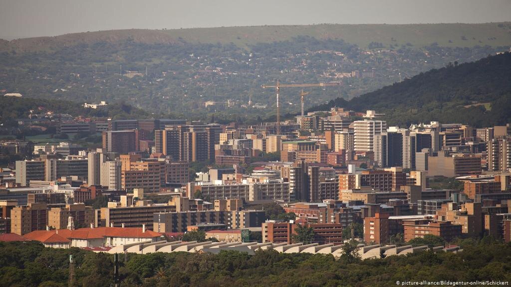 Илон Маск провел свое детство в столице ЮАР Претории