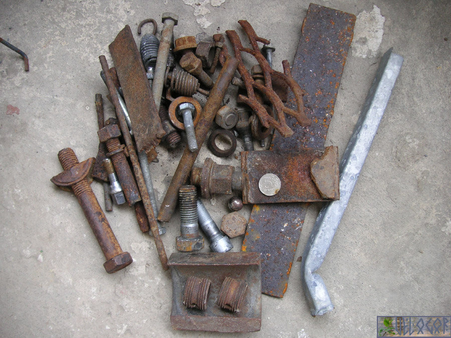 Что можно встретить на дороге. Металлолом