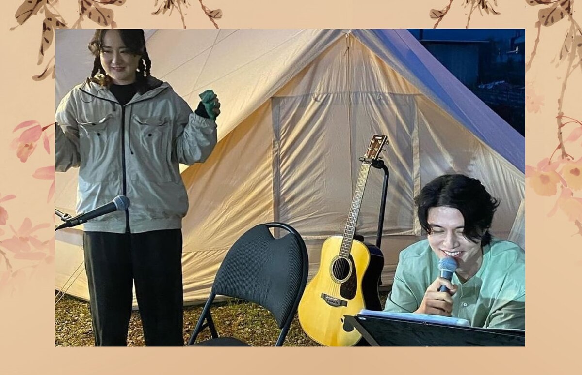 Небольшой анонс будущих серий) Дон Уку таки придется взять в руки микрофон и исполнить какую-нибудь песню) Из его разговора с Го Ын я поняла, что он должен был петь в дуэте с Су Хен, но, видимо, это не единственное его предстоящее выступление))