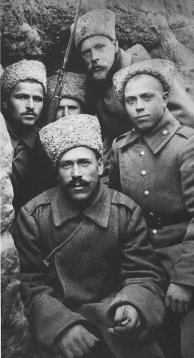 Русские солдаты на фронте Первой мировой.