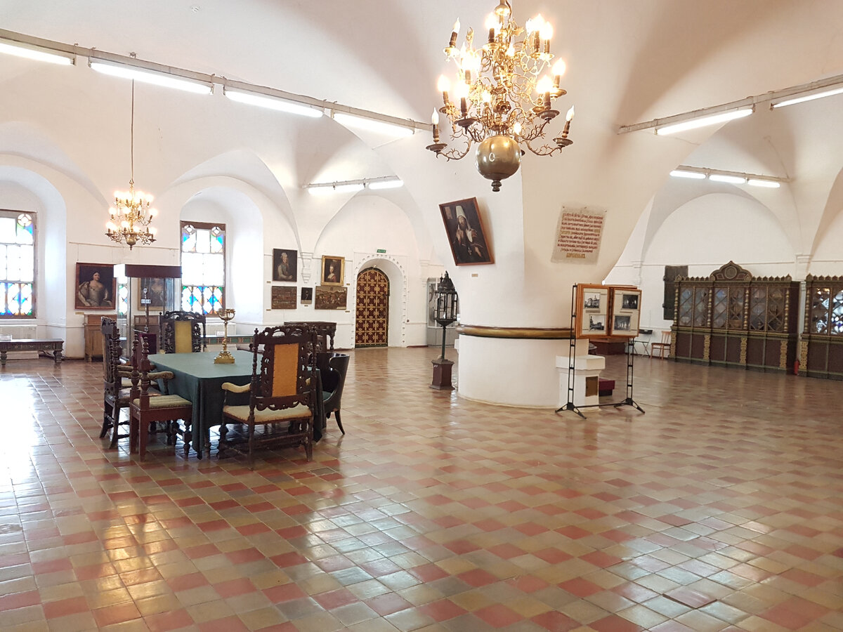 Трапезная митрополита
