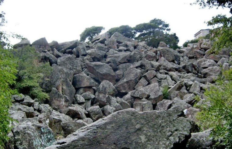  Каменный хаос в Малом Маяке. Алушта. Крым