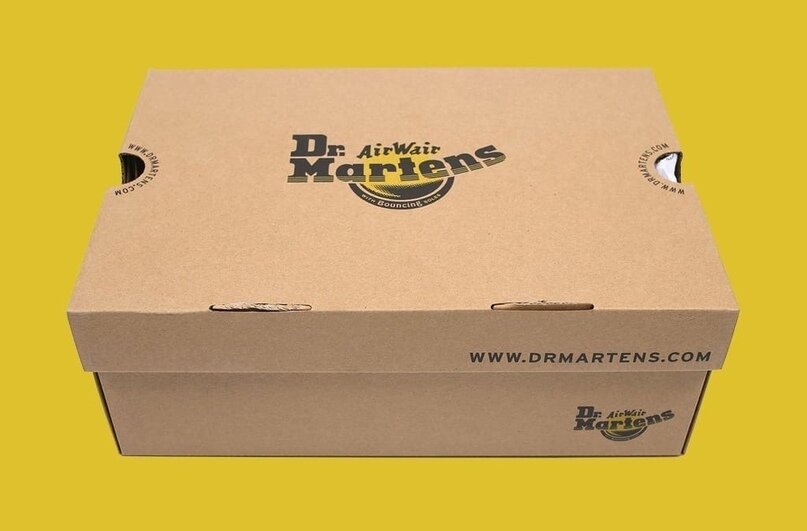 Оригинальная коробка Dr. Martens
