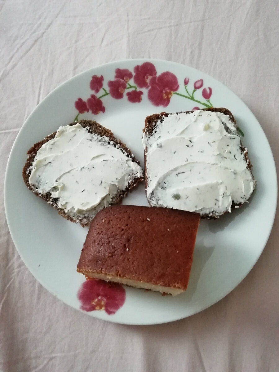 Опять завтрак в постели))) 