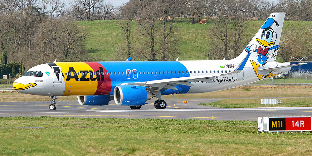 AZUL Airbus A320neo "Donald Duck"