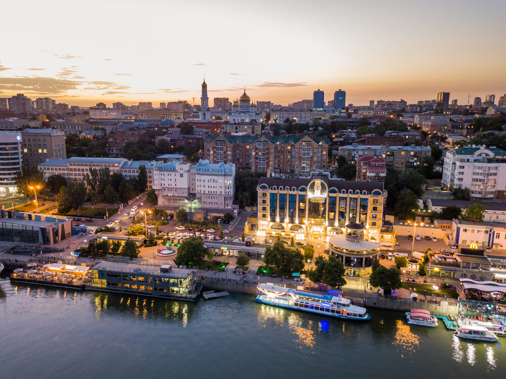 Закат над Ростовом-на-Дону. Фото: Mikhail Gnatkovskiy. 