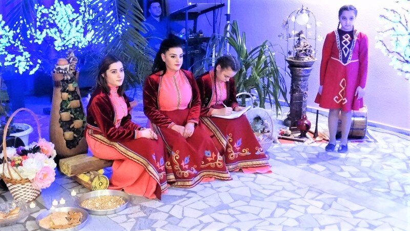    В Нижневартовске встретили весну по-армянски