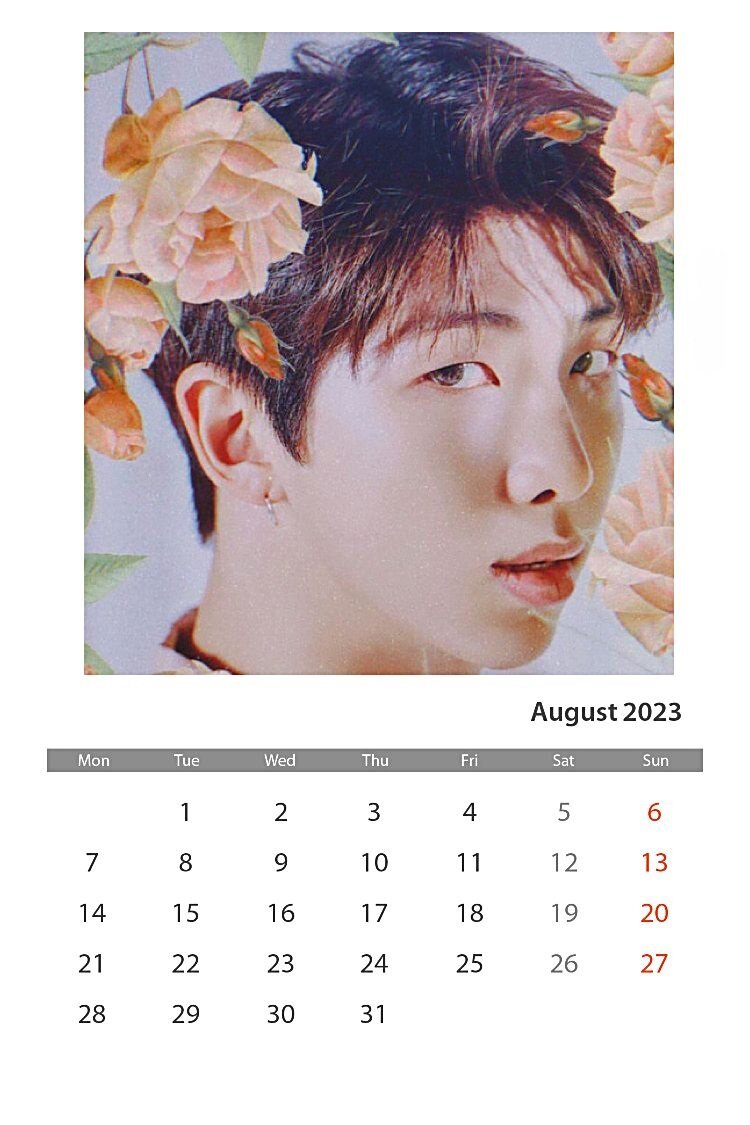 Расписание август 2023. Календарь август 2023. Цветочный календарь. Календарь цветы. Календарь на август 2023 года фото.