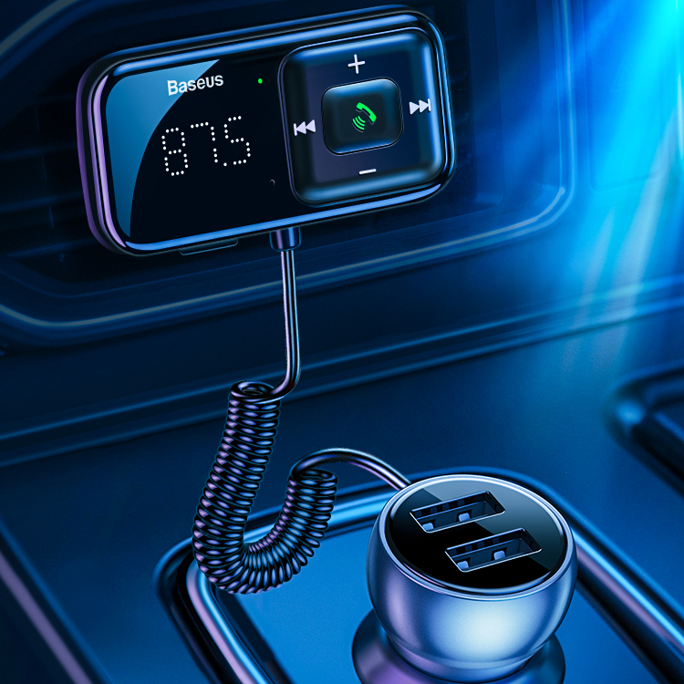 FM-модулятор, тактические перчатки, зарядный кабель и другие полезные ...