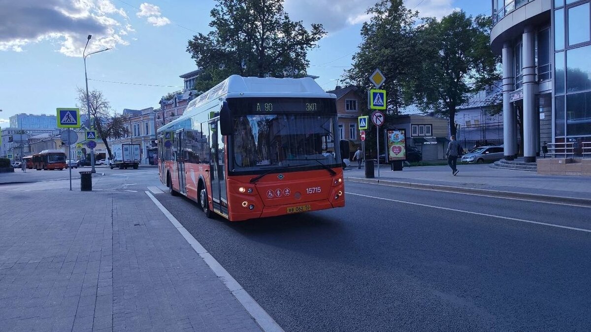     Центр Нижнего Новгорода снова будет перекрыт для движения. Ограничения будут действовать с 14 по 24 августа в связи с празднованием Дня города, сообщает ЦРТС.