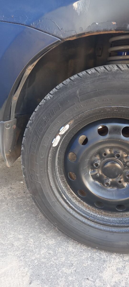 Игнорируем мастер-класс по нанесению краски.Я её покрасил просто от балды ибо нет лишних 60к чтоб сделать красиво)