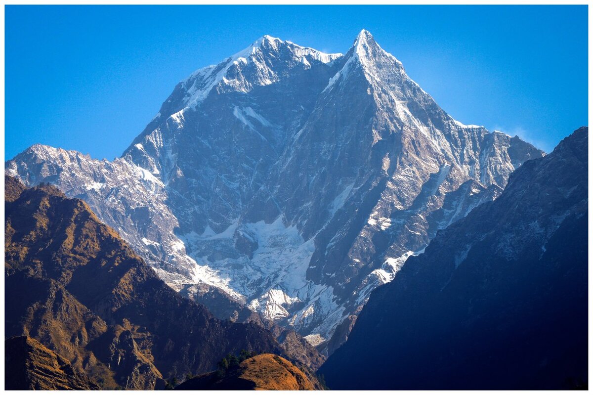 Нилгири гора Непал. Вершина Мачапучаре Непал. Вершина Гималаев. Непал гималаи