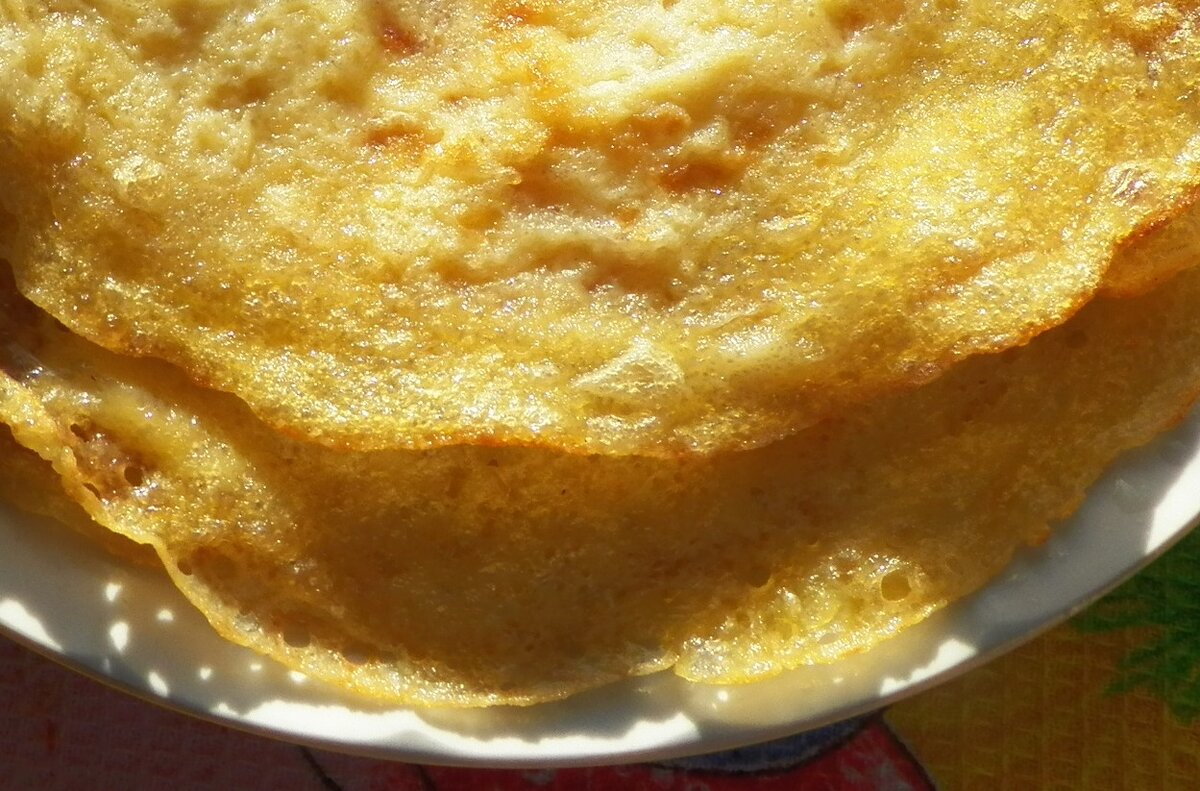 Золотистые блины без сахара, яиц и муки