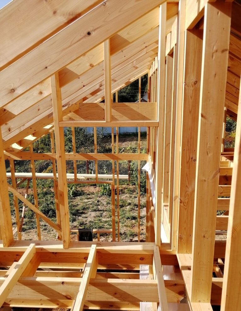 Проём на чердак.