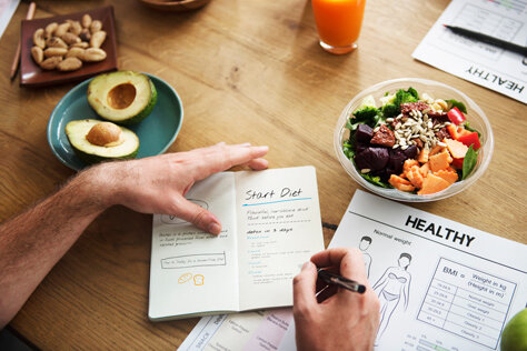 Первые признаки того, что вам необходим детокс:
    ● синдром хронической усталости
    ● синдром “выходного дня”, выражающийся в нарушении сна, нервозности, истерии и т.д.
    ● неврологические состояния (стрессы, астено-невротические состояния, депрессия)
    ● частые пищевые и алкогольные отравления
    ● вздутие живота
    ● появление ранее несвойственных высыпаний.
