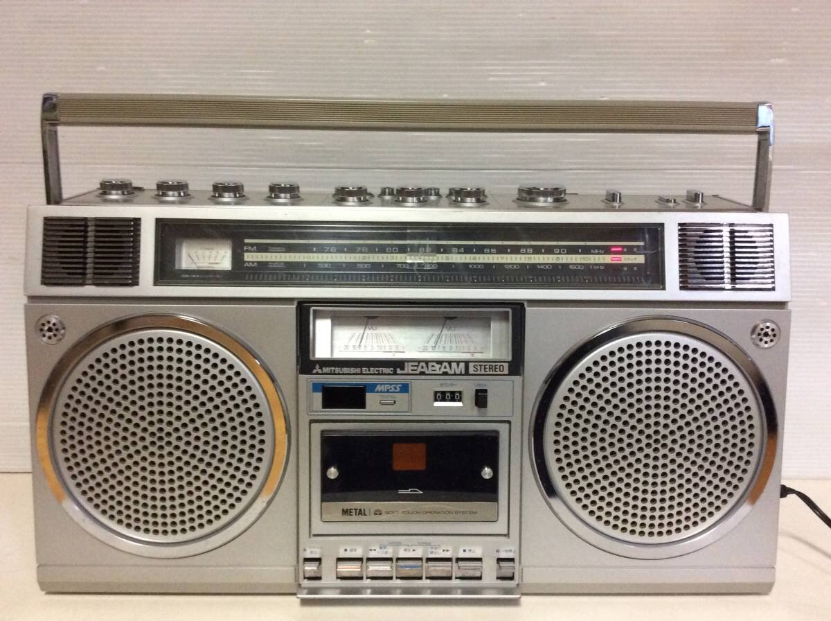 Audio japan. Магнитофон Санио 80. Японская аппаратура 70-80 Sanyo. Японские магнитофоны 80-х годов Саньо. Магнитофоны Aiwa 80х.