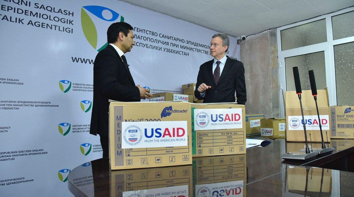 Помощь узбекистану. USAID В Узбекистане. Посол Америки в Узбекистане USAID. США передали Узбекистану. USAID Ўзбекистонга 1,3 миллион.