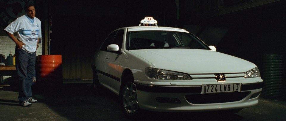 Кадр с Peugeot 406 1996 года из фильма «Такси» (1998)