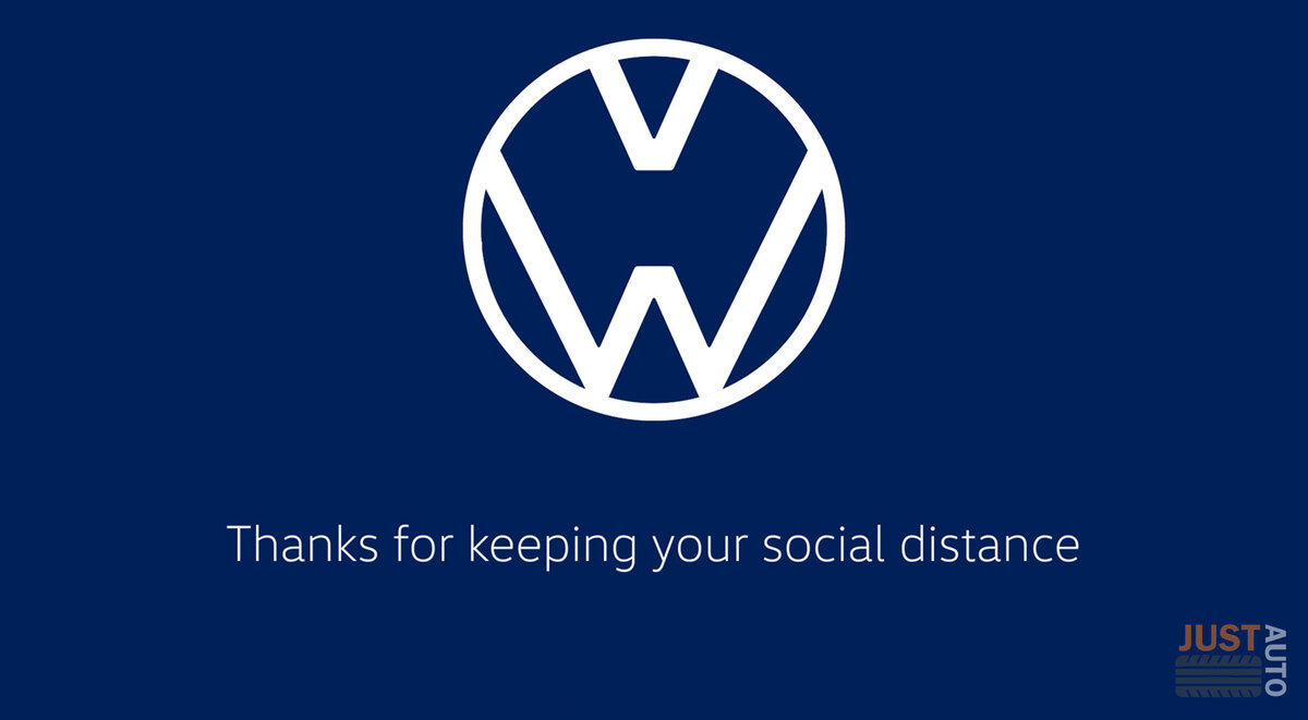 Дистанцированный логотип VW