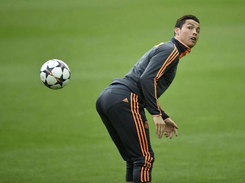 И таких фотографий можно найти больше)