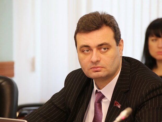 zspk.gov.ru, Артем Самсонов рассказал Vostok.Today о своем видении происходящего