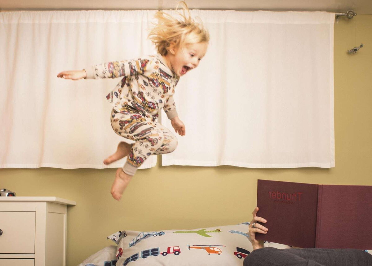 непоседа, ребенок, дети