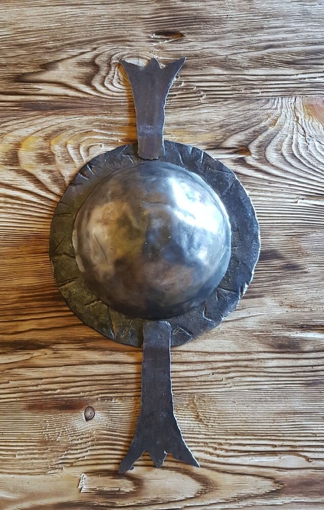Стол викингов с картой мира на столешнице | Коллекция «Драккар»