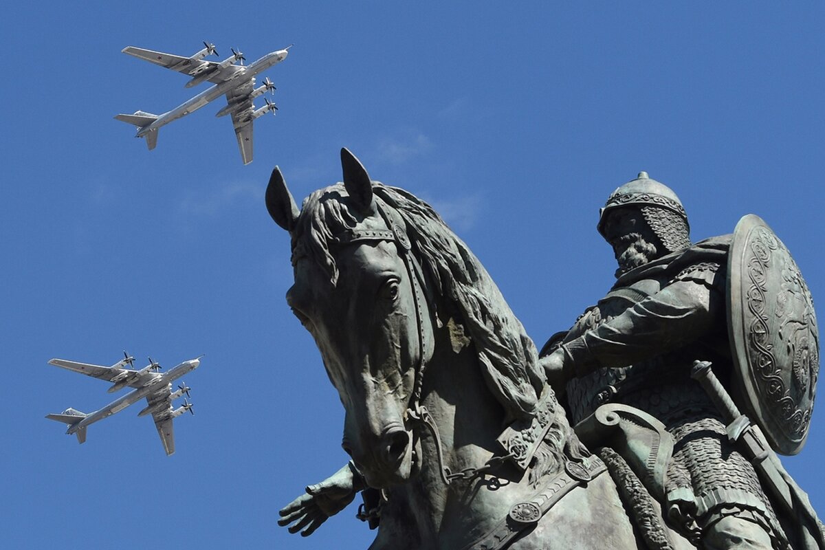 памятник долгорукому в москве