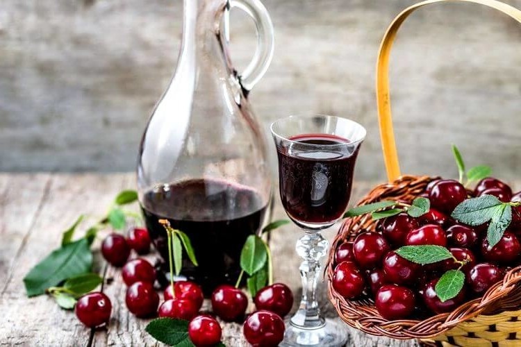 Вино из вишни