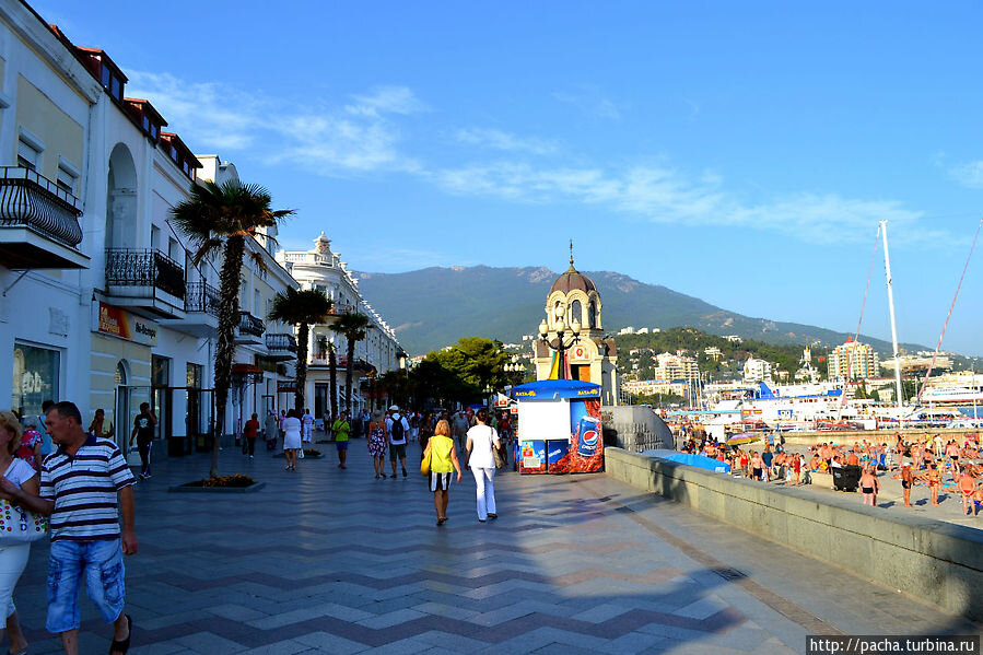 ялта ялта набережная 2021. ялта в сентябре. Yalta beauty lab, ялта. ялта панорама. ялта за 2 дня.