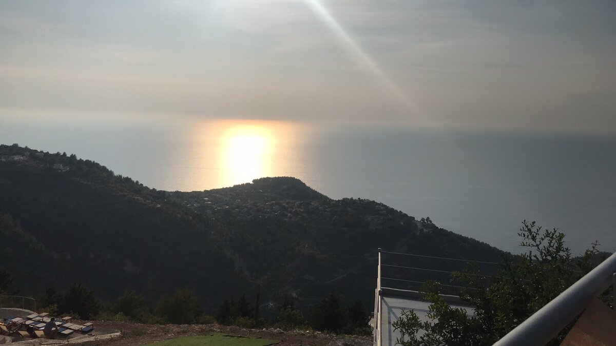 Иногда надо остановиться и.... поехать в отпуск)