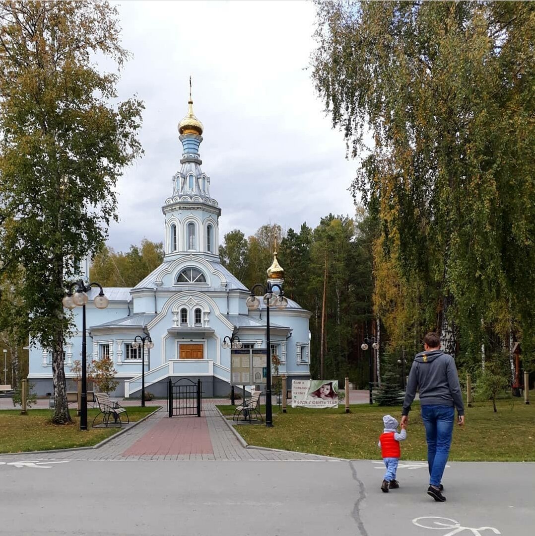 Церковь в честь Введения во храм Пресвятой Богородицы. Кольцово посёлок, 17а
