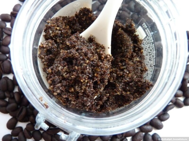 Кофейный скраб. Скраб из кофе. Скраб из кофе. Кофейный скраб для тела. Молотый кофе скраб.