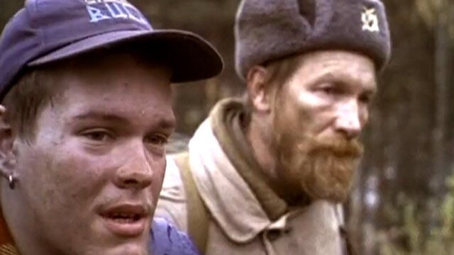 Кадр из фильма "Особенности национальной охоты", 1995 г, режиссер Александр Рогожкин, киностудии «Ленфильм»