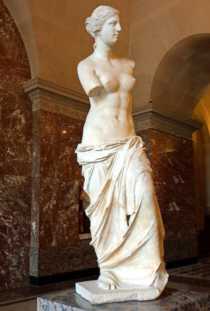 Венера Милосская в Лувр, Париж. Источник: wikipedia.org