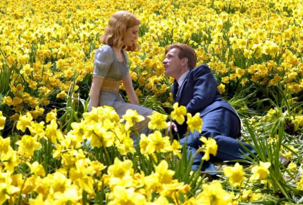 Главный герой год работал в цирке на самых черных работах только для того, чтобы больше узнать о женщине в которую влюбился с первого взгляда