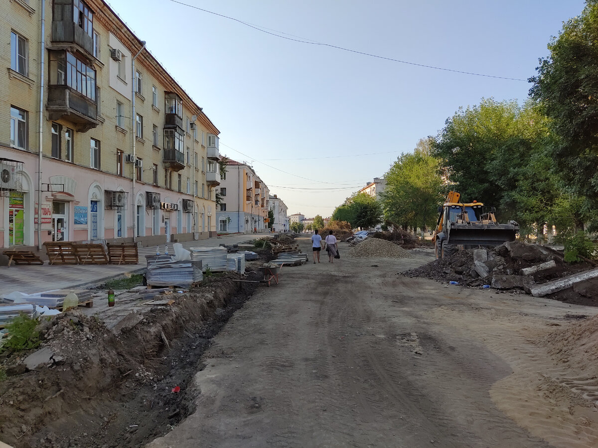 Город Новокуйбышевск Самарской области совершенно теряется на фоне прочих городов области, в первую очередь - самой Самары, спутником которой он является.-17
