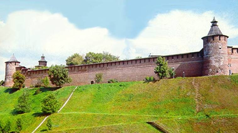 Малые ворота в прясле между Северной и Тайницкой башнями