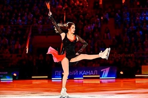 Medvedeva Skating