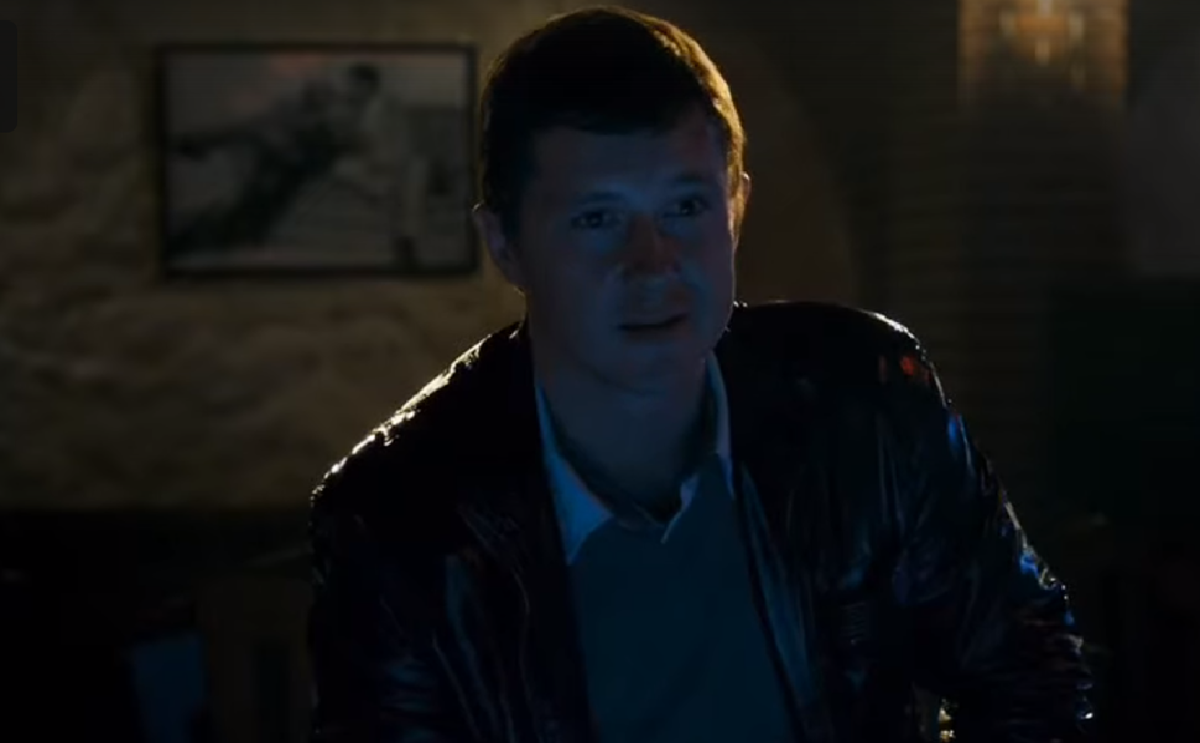 Собственно, Виктор! Как говорится, вглядитесь в это честное, благородное лицо...