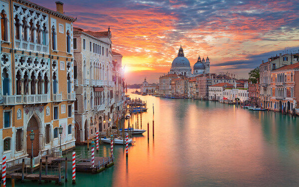 Венеция (фото взято с сайта Wikipedia.ru)
