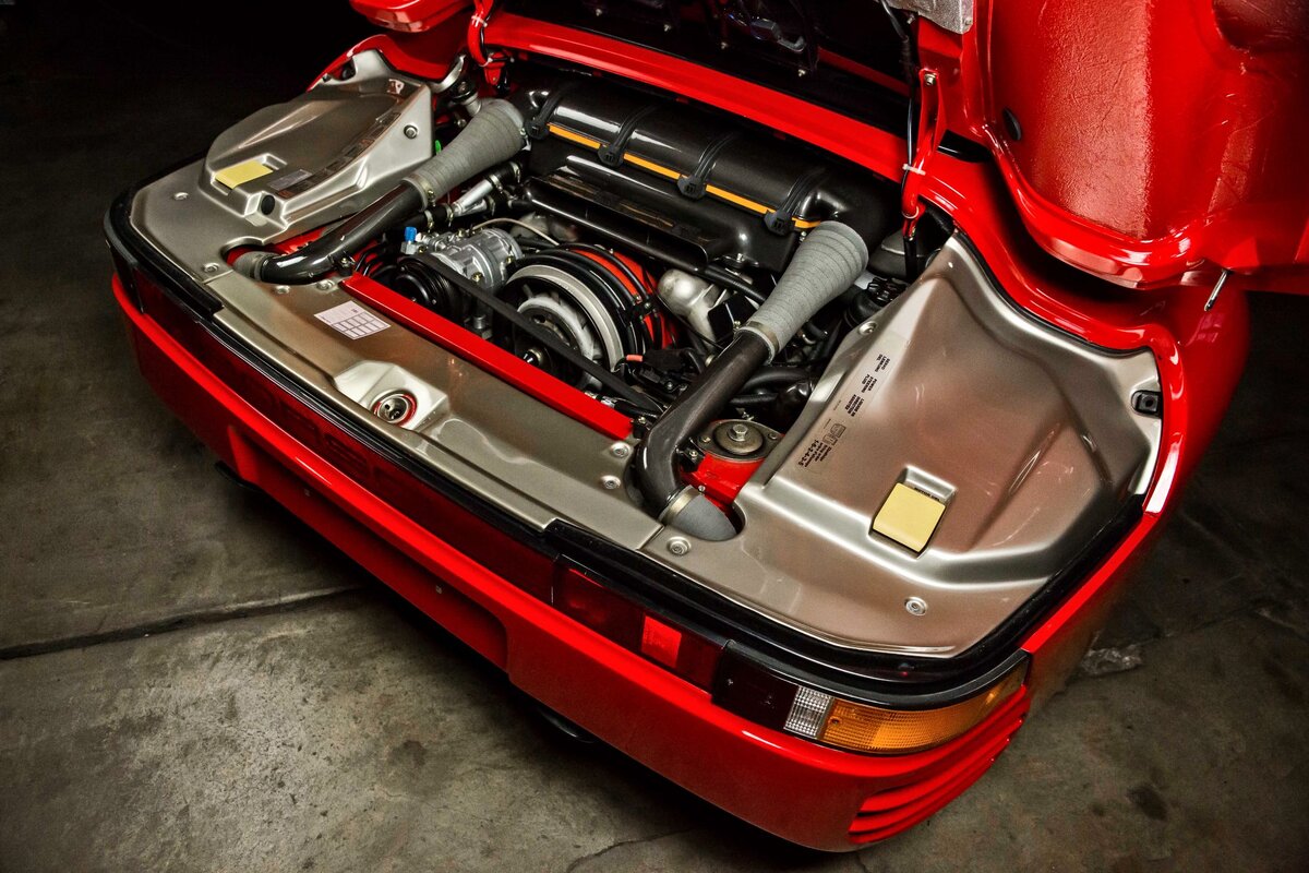Двигатель Porsche 959.