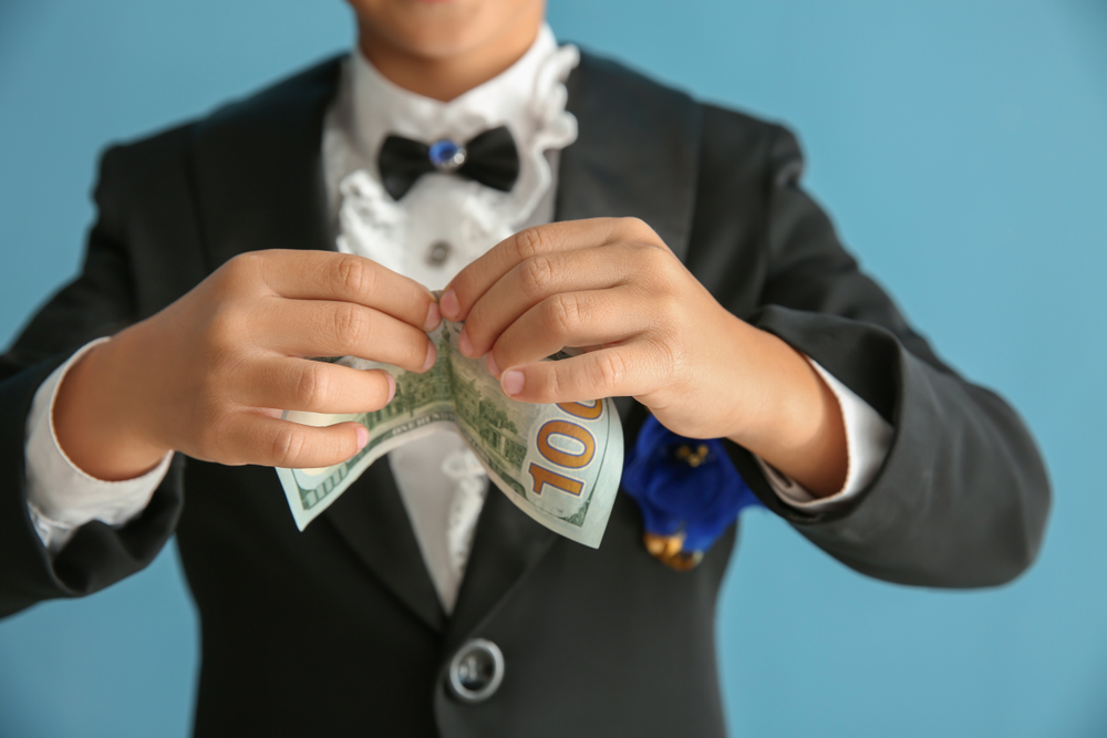 Хороший фокусник всегда при деньгах