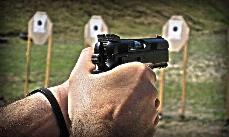 Двуручный хват. 