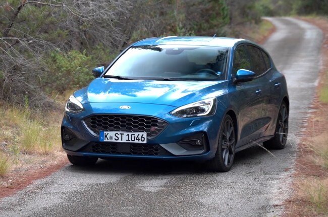 Ford Focus ST вид спереди