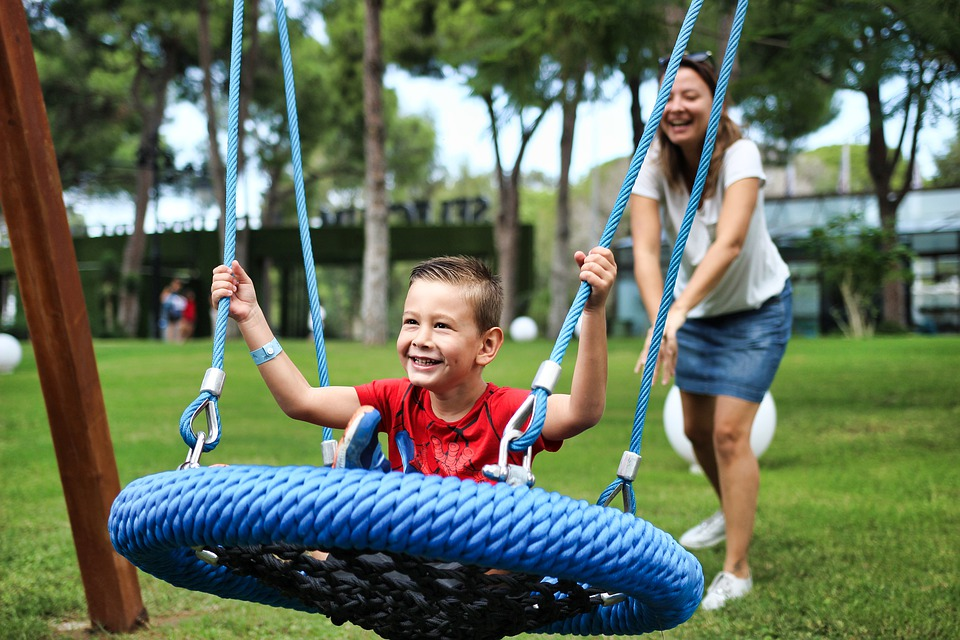 https://pixabay.com/photos/swing-son-happy-kid-mother-4232162/