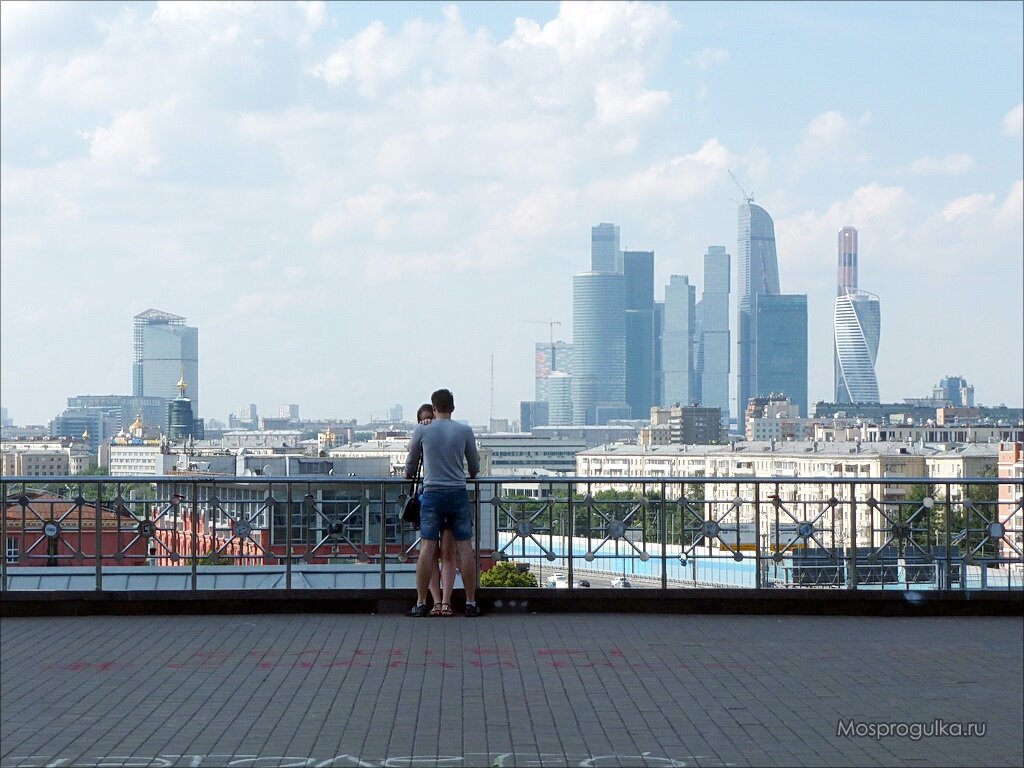 Смотровая площадка у Президиума РАН. Фото: mosprogulka.ru