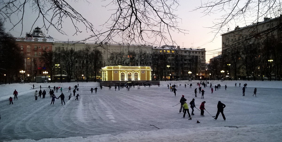 Каток патриаршие пруды