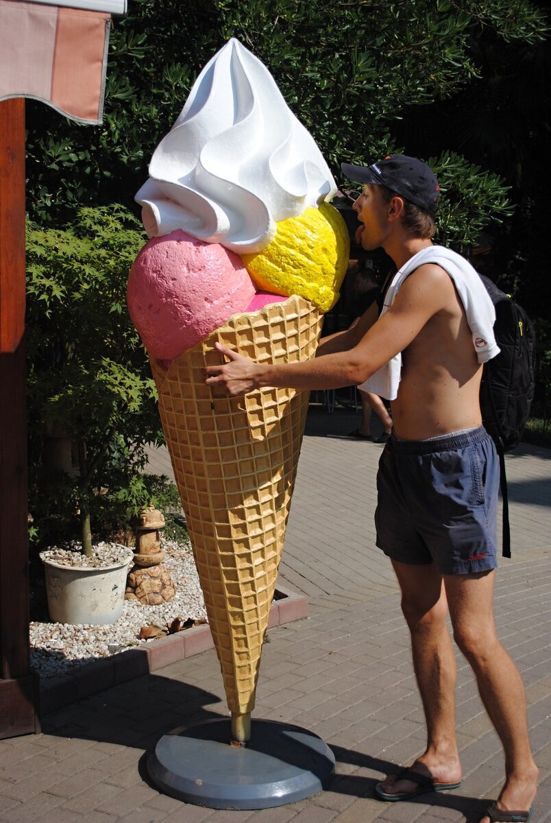 Нет, дело не в калориях. Ни в сахаре, и даже ни в жирности!  
А в чем же???